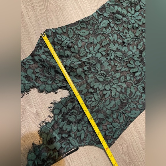 Eliza J Green Lace Midi Dress - Picture 10 of 11